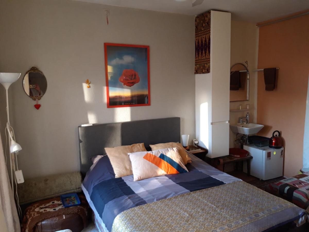 Homey Budget Bedroom Amsterdam Dış mekan fotoğraf