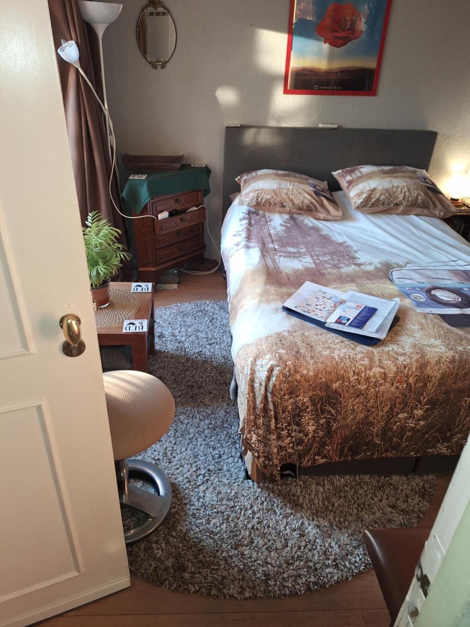 Homey Budget Bedroom Amsterdam Dış mekan fotoğraf